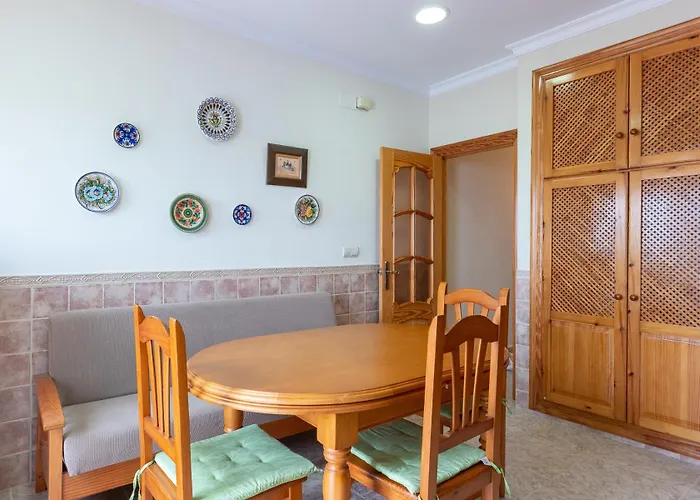 Ardales House * مالقة